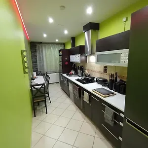  Апартаменты Apartament Venge -cale Mieszkanie 46m2 Na Wylacznosc - Z Jedna Sypialnia I Jednym Sypialno-salonem -3 Pietro Bez Windy- Rezerwacja Bez Karty Kredytowej-klimatyzacja-netflix-2 Lozeczka Dzieciece- Bezplatny Parking Publiczny